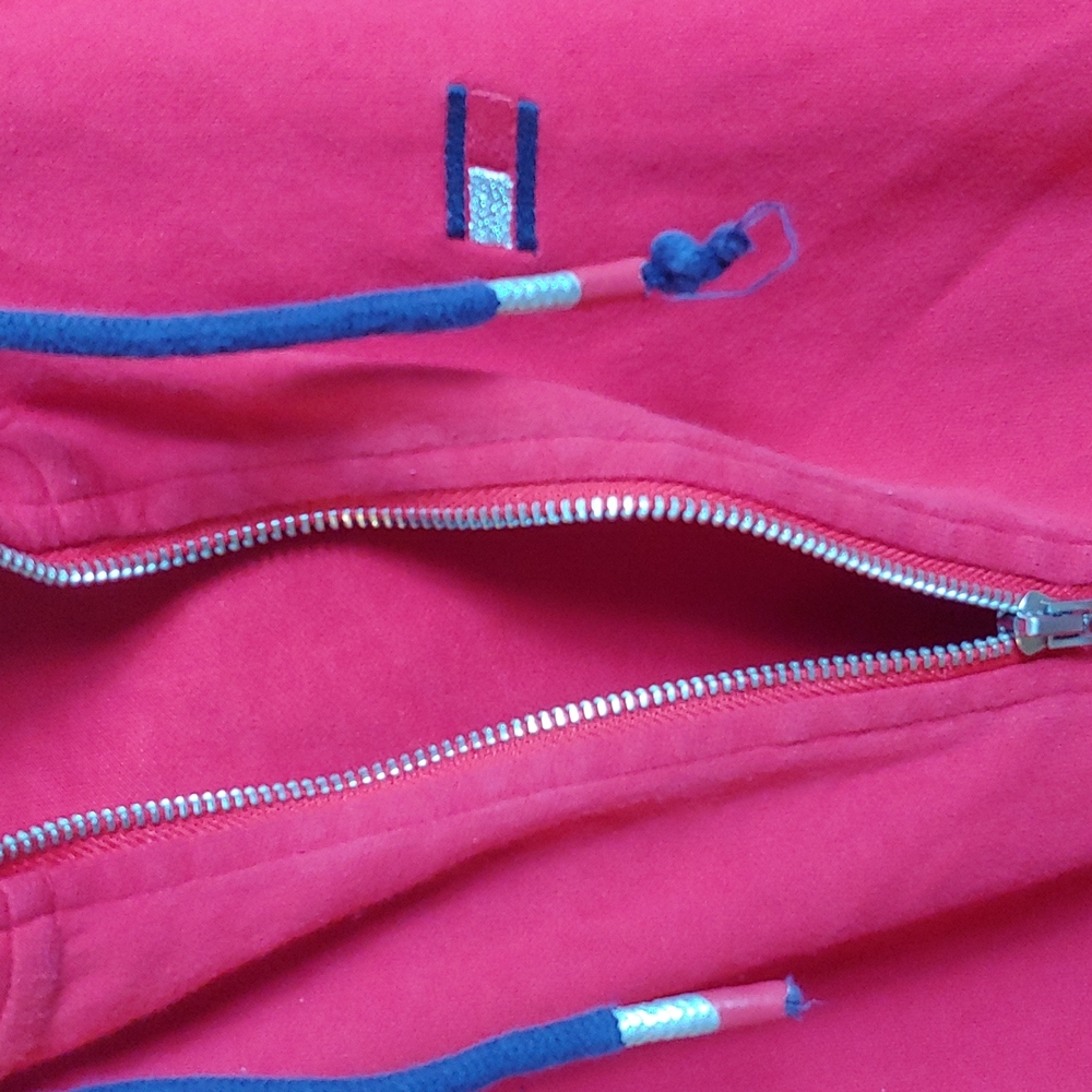 Sweatshirt - Picture 2 of 4